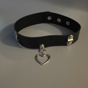Faux Leather Heart Ring Choker Necklace Adjustable Goth Egirl Emo Snap Closure